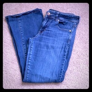 AEO Ladies Kickboot Jeans